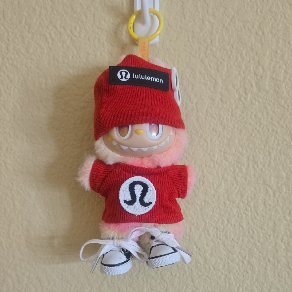 Labubu Clothes - Red Sweater, Beanie And Sneakers *Labubu Not Included*